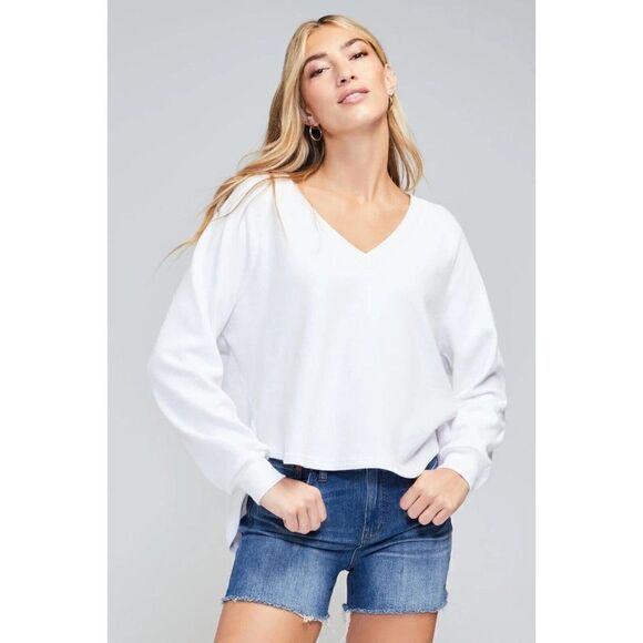 Wildfox Sweaters - WILDFOX Victoria Pullover Sweater Womens Large‎ White V Neck High Low Fleece